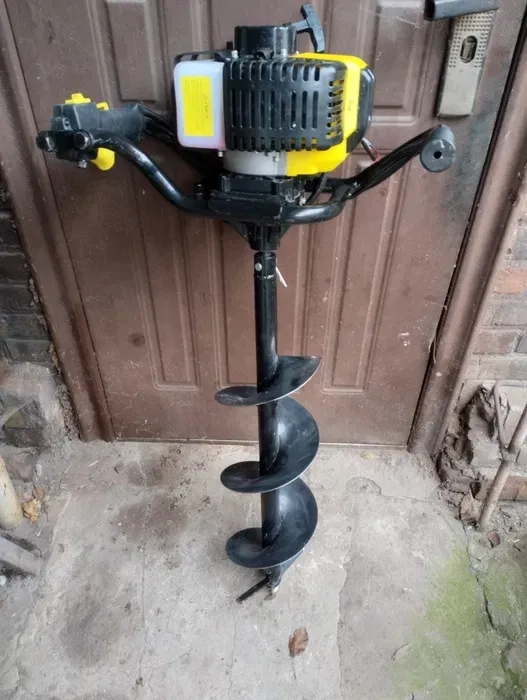 Бензиновий мотобур (ямобур) - готовий до роботи!