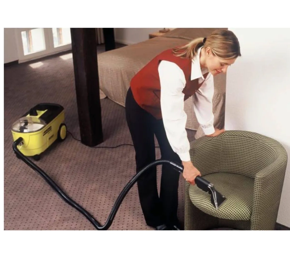 Миючий пилосос Karcher Puzzi 8/1