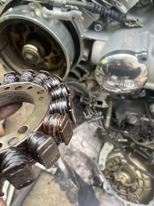 Ремонт мотоциклів. Електрика, двигуни, підвіска.