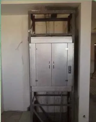 Підйомники та ліфтове обладнання для бомбосховищ, підвалів та інше