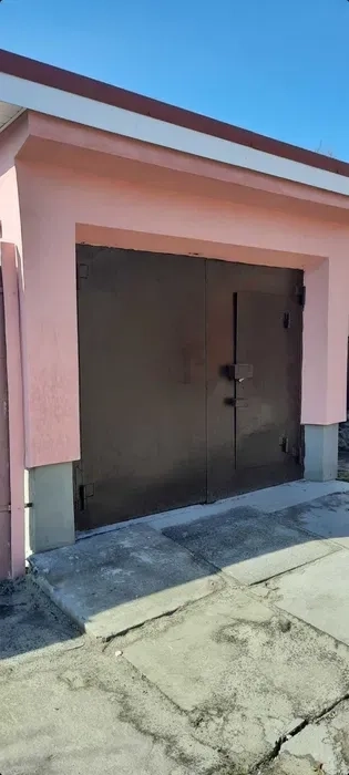 Гараж , парковка, стоянка