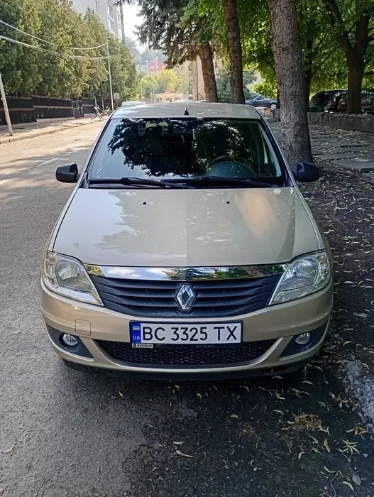 Авто Renault Logan 2012р.