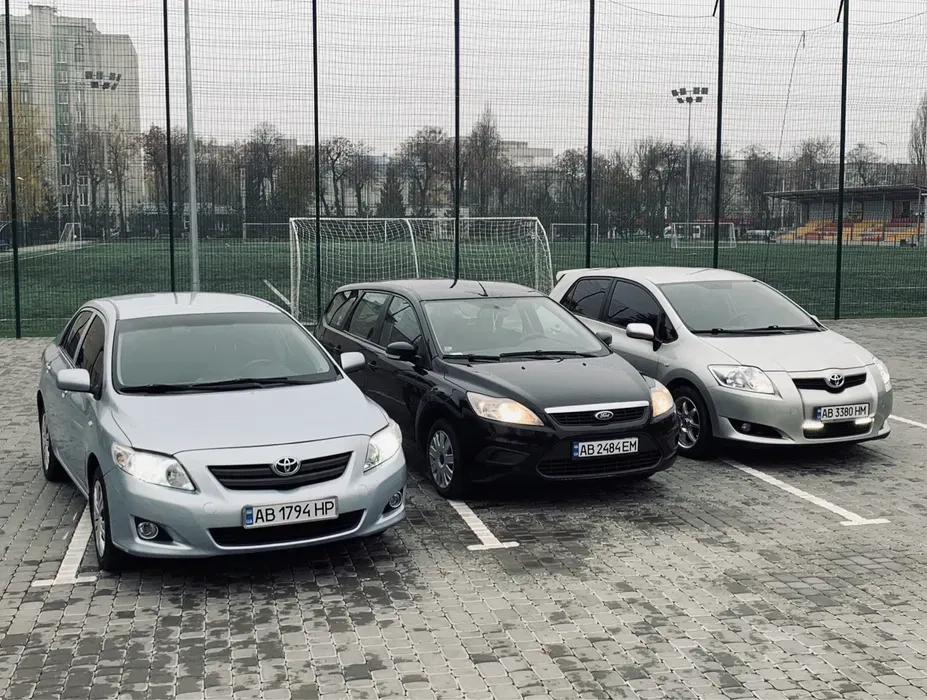 Тойоти в користування під иаксі