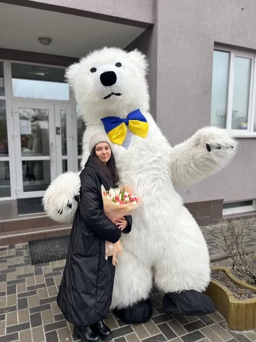 Білий ведмідь – яскравий аніматор для будь-якого свята!