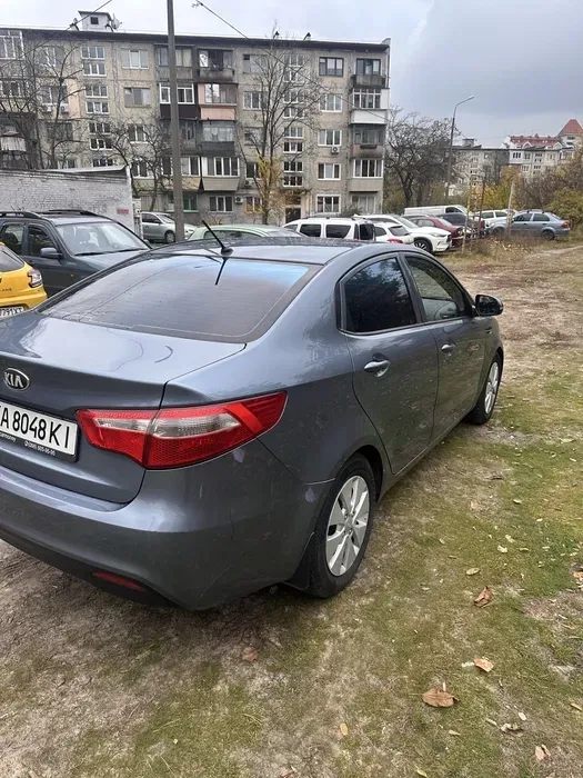 Авто до ваших послуг Kia rio 2013 року. В ідеальному стані.