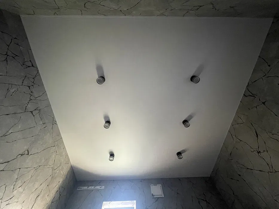 Натяжні стелі. Великі знижки до 20%