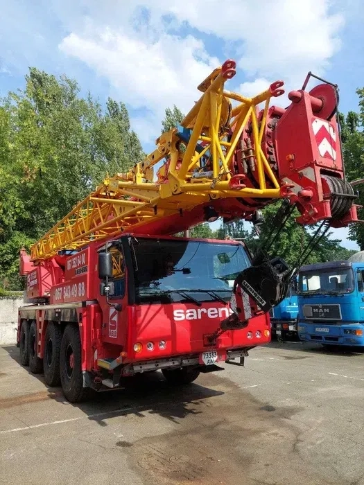 Кран LIEBHERR LTM1070(70т 50+16м)