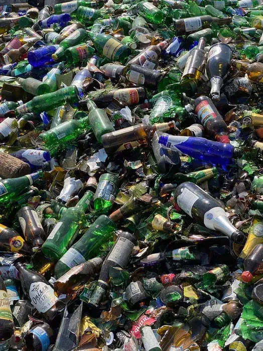 Вивіз склобою.Пляшки,банки,віконне