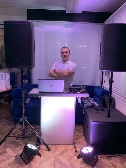 Ді-джей. DJ. На ваше круте свято! Є ФОП.