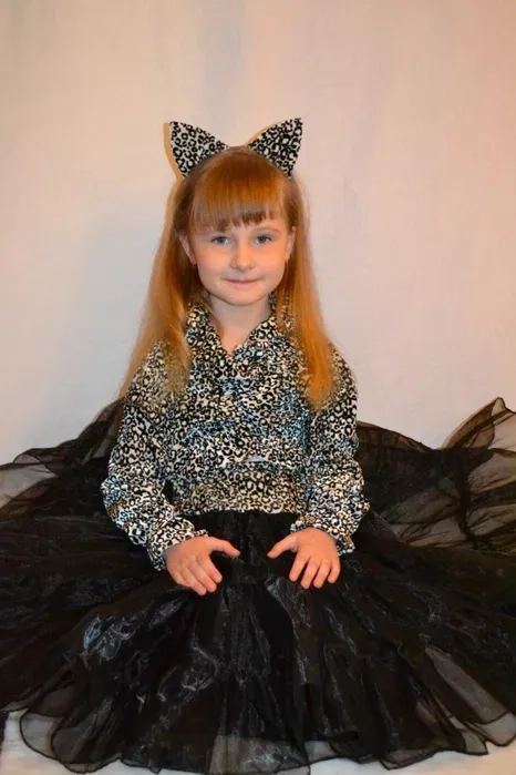 Карнавальні костюми для дітей та дорослих