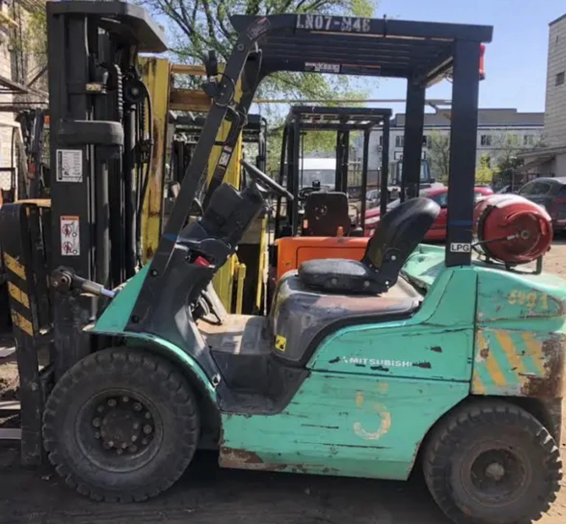 Газовий навантажувач Mitsubishi FG25N