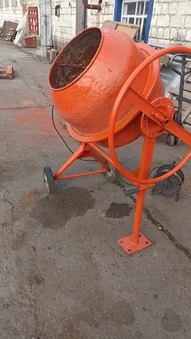 Бетонозмішувач 160 літрів