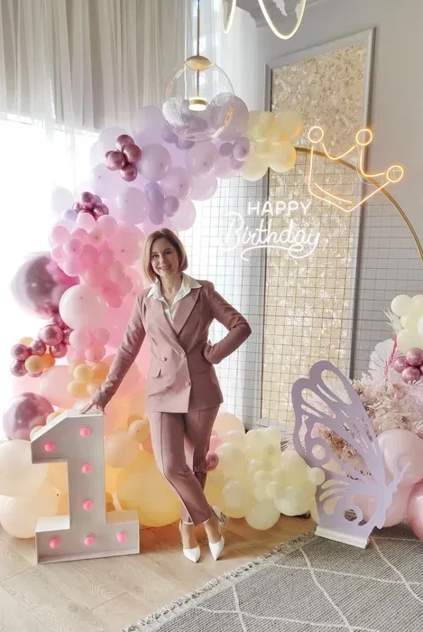 Тамада на  весілля, Ведуча, Діджей на Дні Народження, Хрестини, Ювілей, Декор фотозон