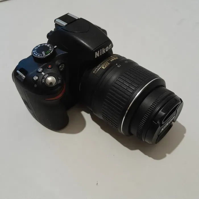 Фото та відеокамера Nikon