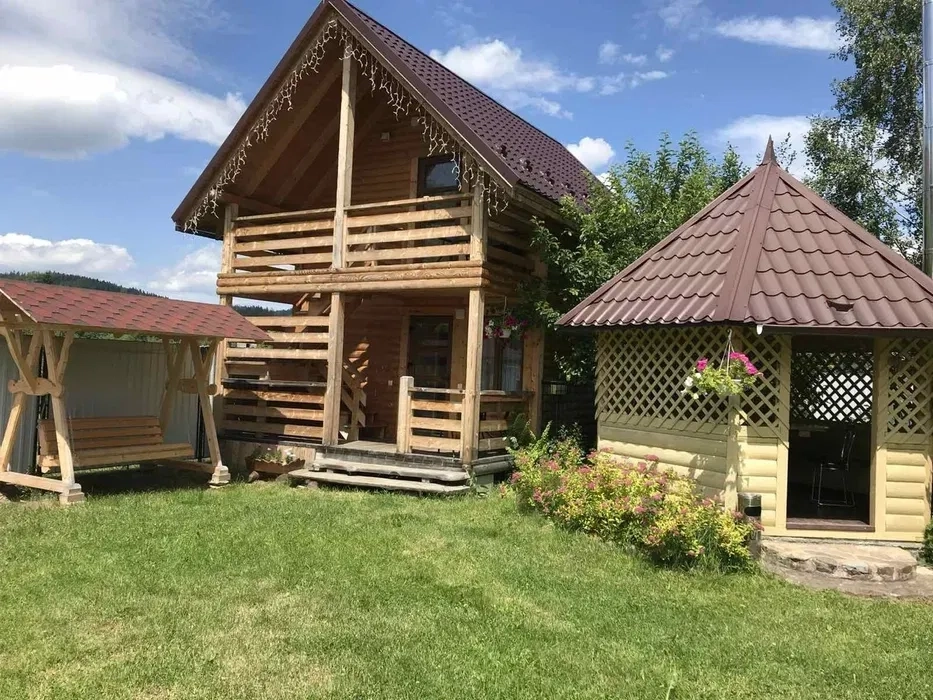 Котедж "Модрина"