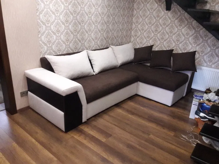 Перетяжка м'яких меблів