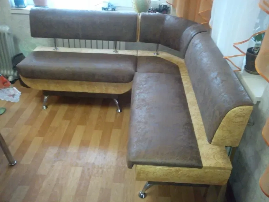 Перетяжка м'яких меблів