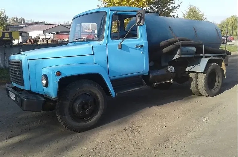 Асенізатор. Послуги асенізатора. Професійна Викачка Септиків