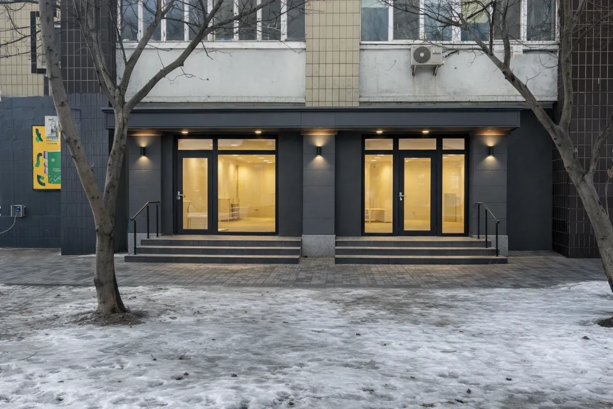 Фасадне приміщення 70 м2 в Святошинському районі