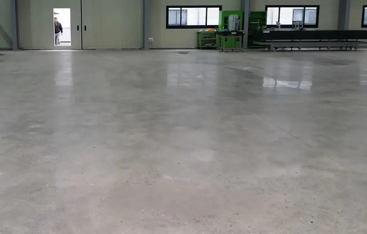 Промислові полімерні підлоги. Системи покриттів для складських, виробничих і комерційних об’єктів