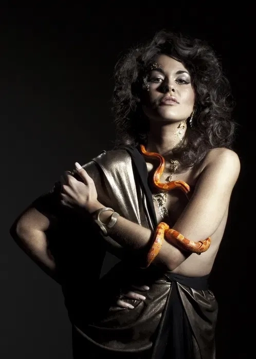 Змії для фотосесії