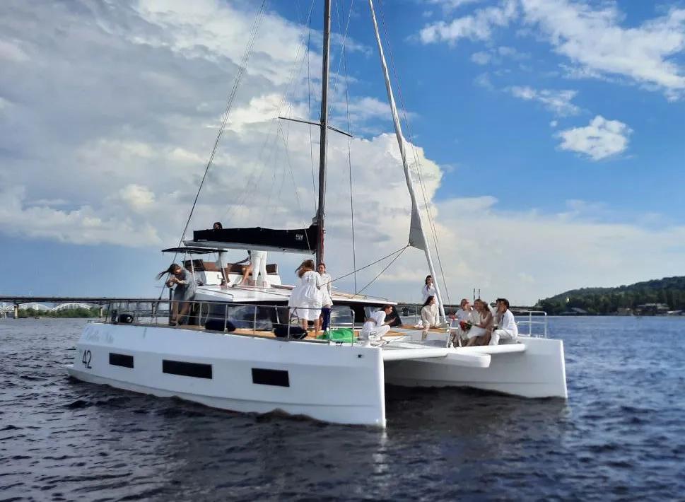 Яхта "Bella Vita (Белла Віта)"