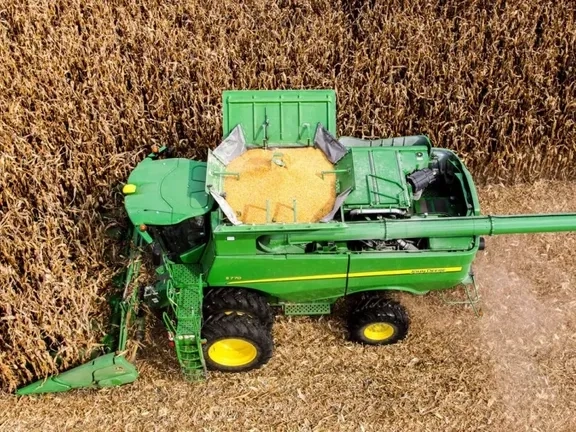 Комбайн JOHN DEERE S 760i (2319)