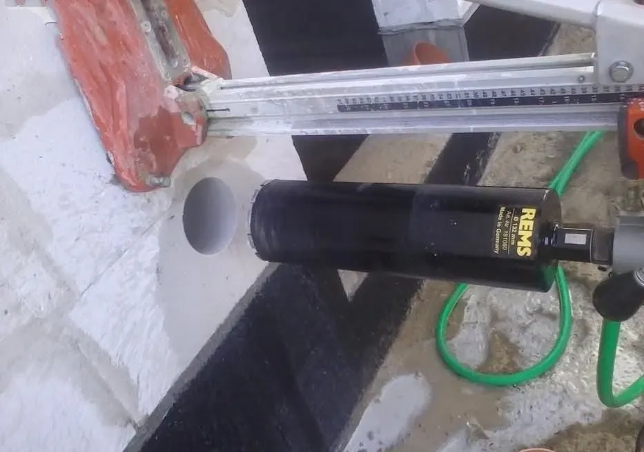 Алмазне буріння отворів