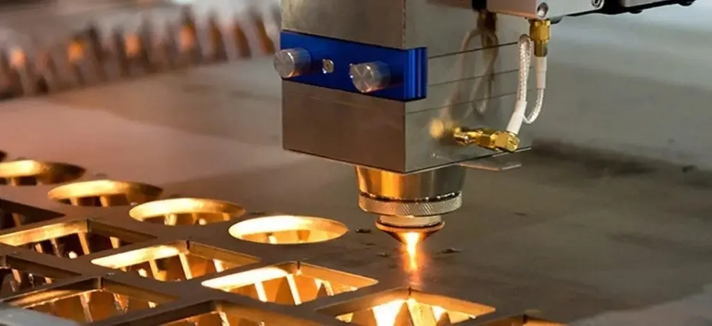 Лазерне різання алюмінію й неіржавкої сталі