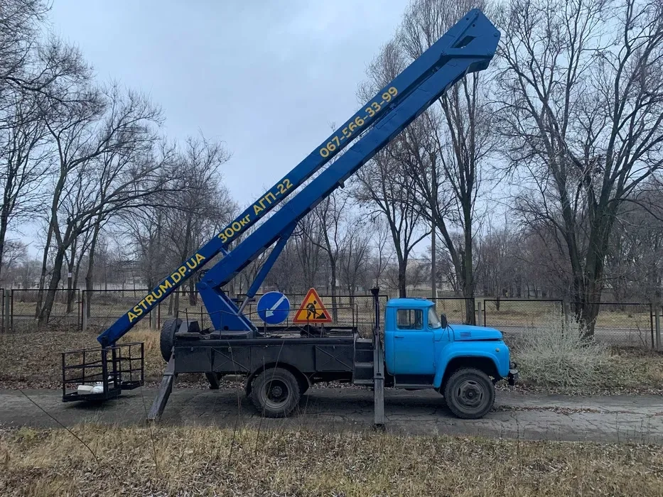    Автовишка ліктьова АГП-22, телескоп АП-17, телескоп АП-35