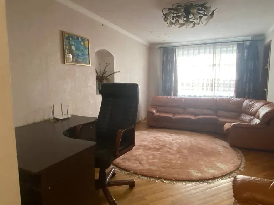 3-к. квартиру Тополя-1