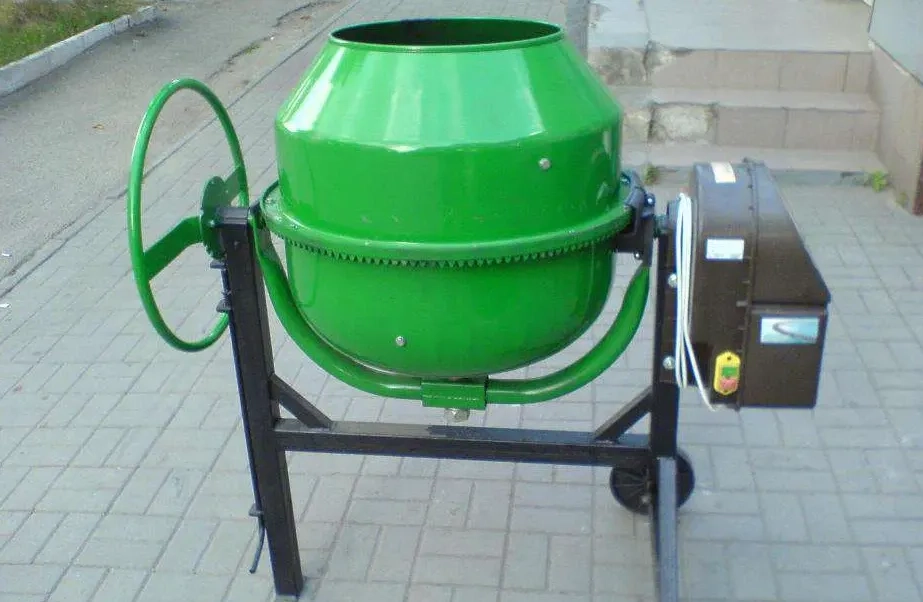 Бетонозмішувач Вектор 200 літрів