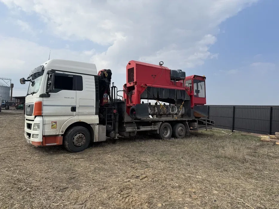 Послуги крана маніпулятора та евакуатора, лафет, евакуатор.