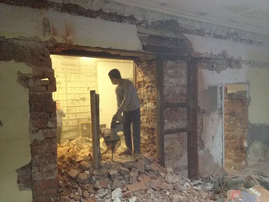 Демонтажні роботи, швидко та якісно, цегляна кладка, укладання газобетону.