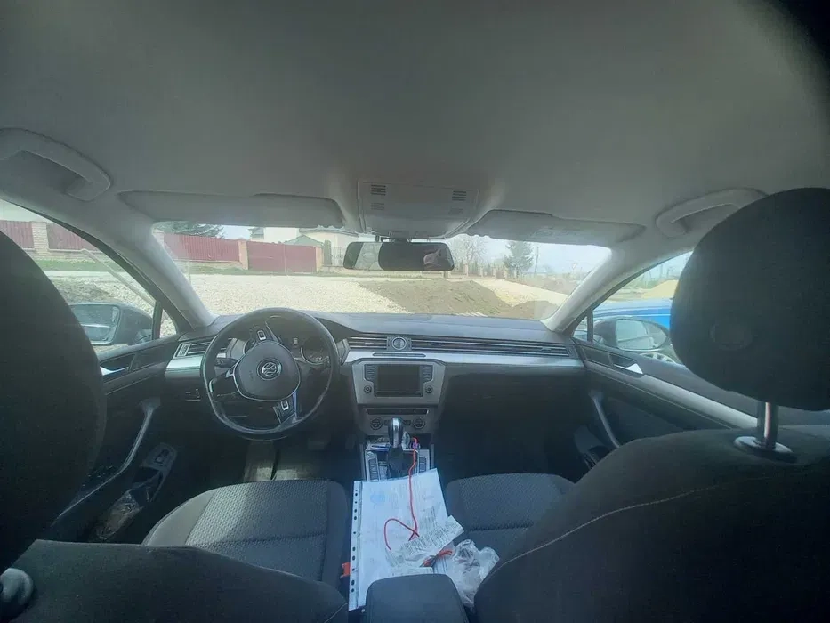 Автомобіль