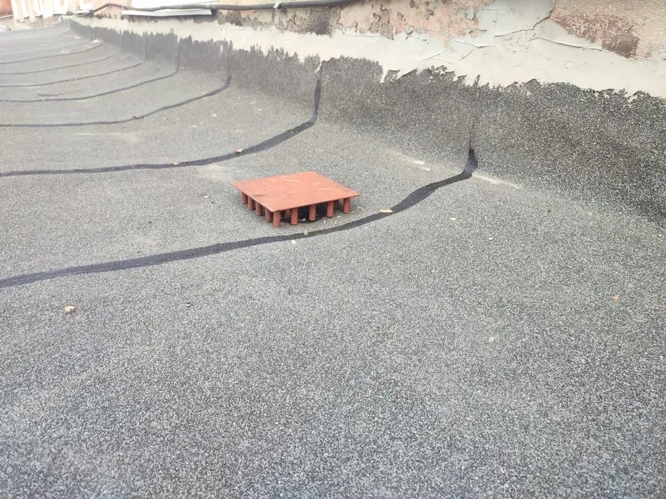 Ремонт дахів. Покрівля. Ремонт м'якої покрівлі. Євроруберойдом.