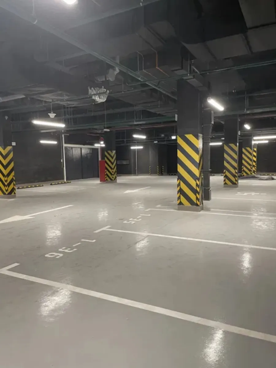 Паркомісце у підземному паркінгу Трініті Тютюнника