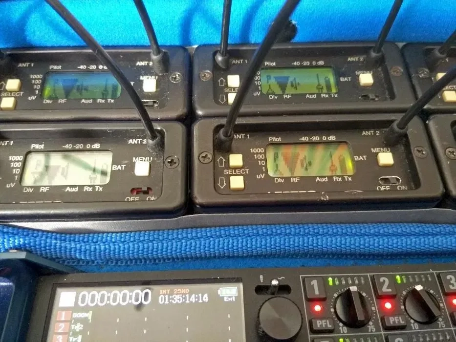 Професійне звукове обладнання