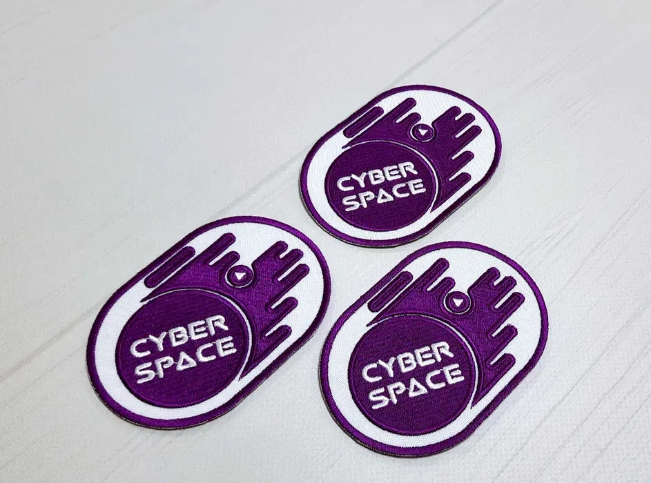 Машинна вишивка, шеврони, логотипи, крій