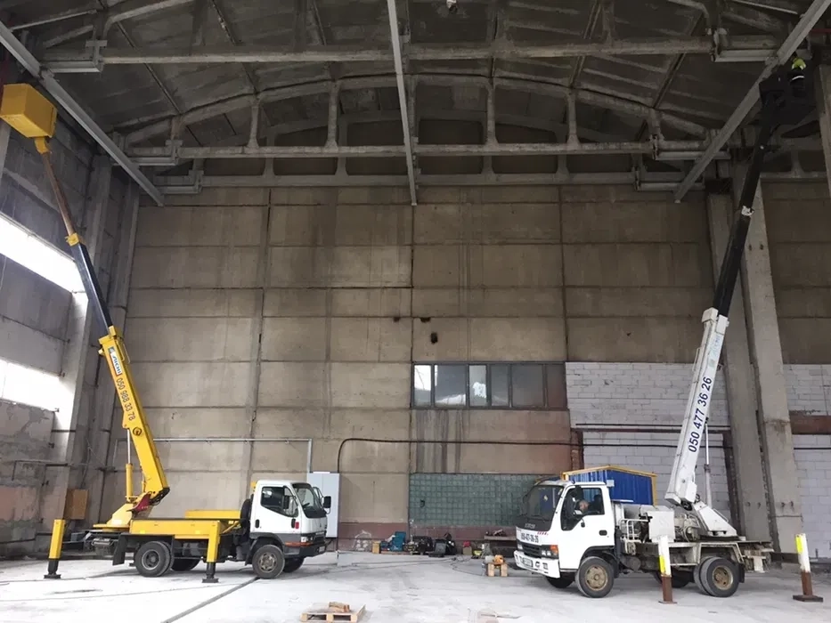 Послуги Автовишки: Робоча Висота Від 17 до 35 Метрів.