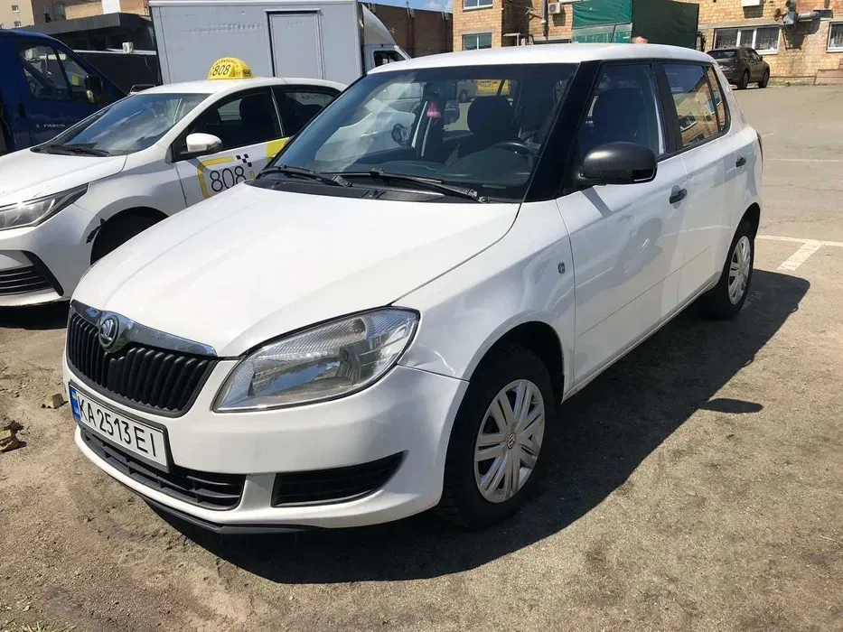 Авто Shkoda fabia 