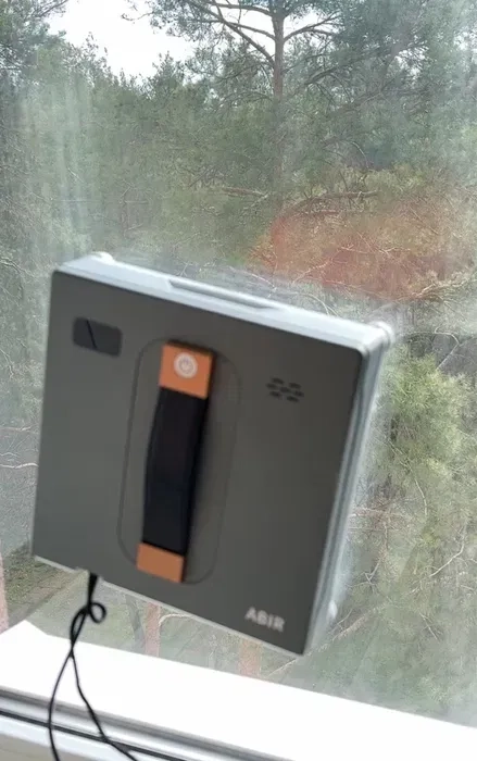 Робот для миття вікон ABIR WD8