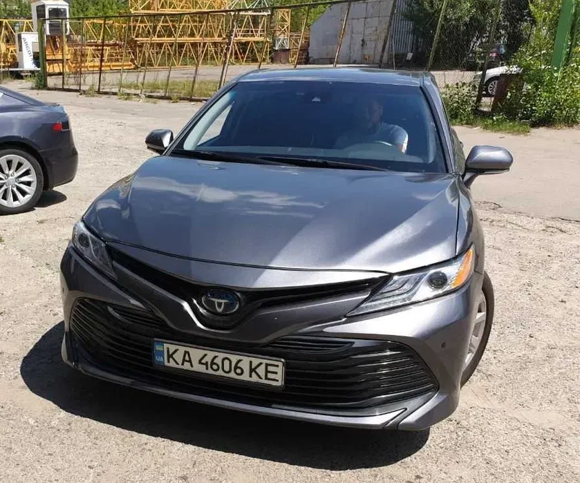 CAMRY 50/55/70, пассат, Toyota Sequoia, Mersedes, Tesla