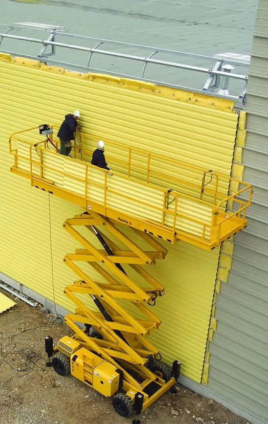 Дизельний підйомник ножничний Haulotte 15SXL