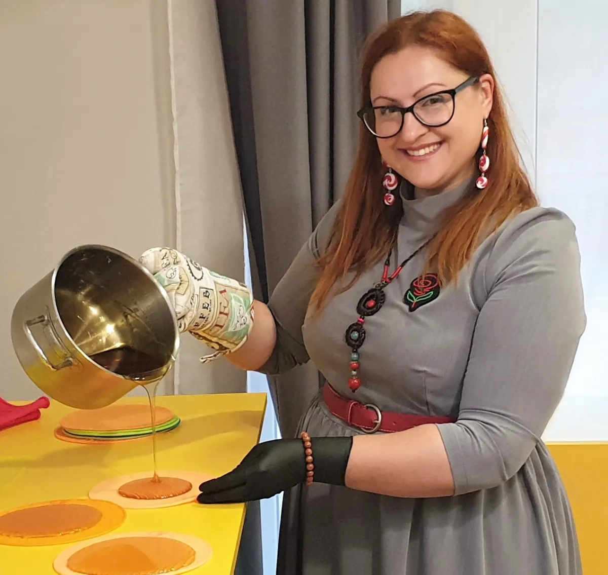 Власний бізнес, курс по роботі з карамеллю, професія карамельє, майстер карамелі на виїзді