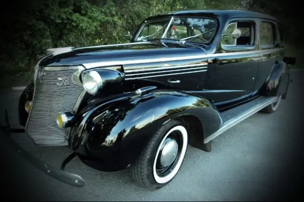 211 Ретро авто на весілля Chevrolet Master de Lux