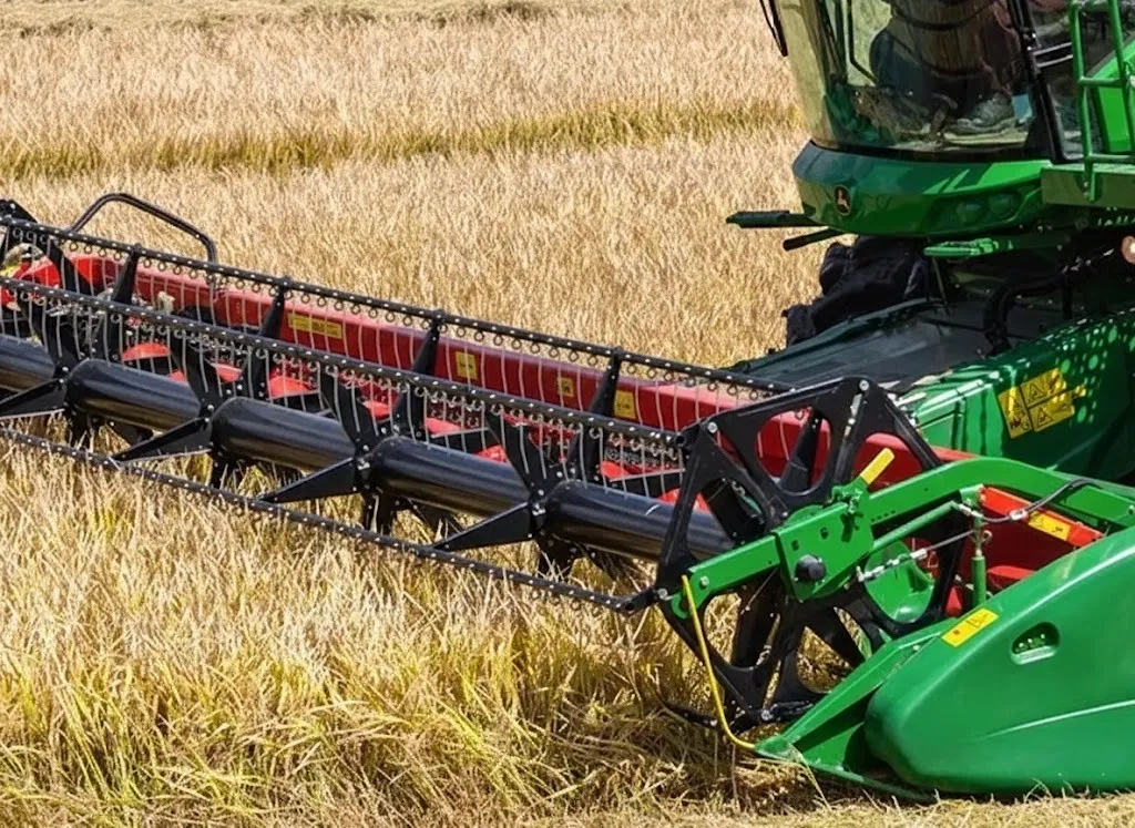 Універсальна зернозбиральна жниварка