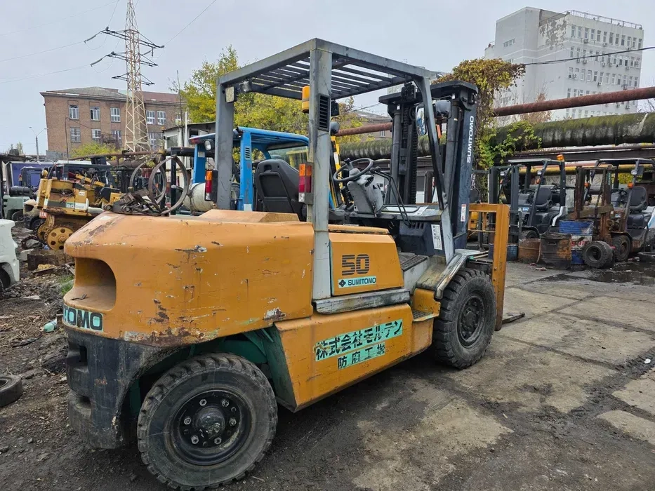 Вилковий навантажувач 5 т, потужний