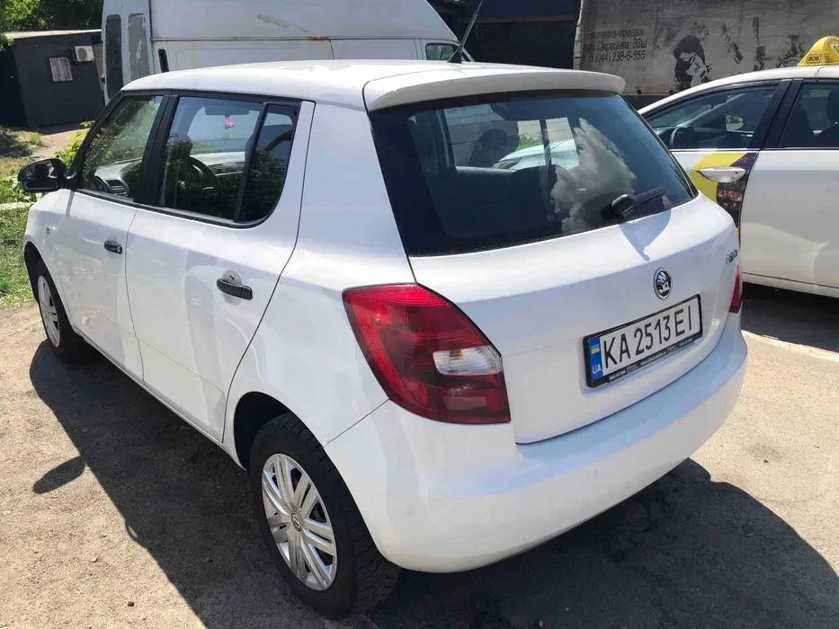 Skoda Fabia 3500/Тиждень