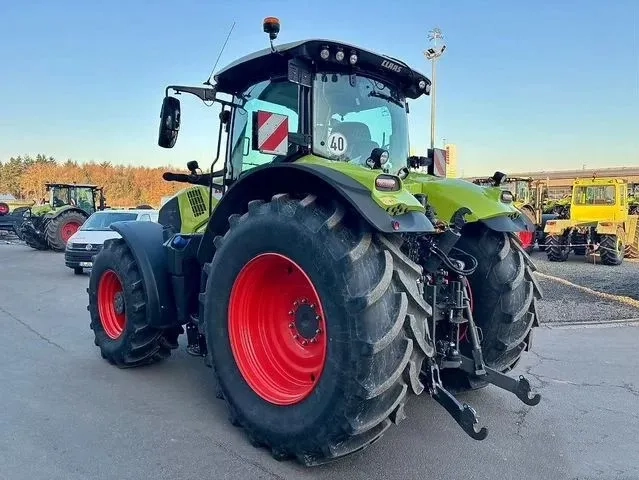 Трактор CLAAS Atlas 1661 – Сила та продуктивність